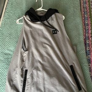 Under Armor sleeveless hooded sweatshirt
